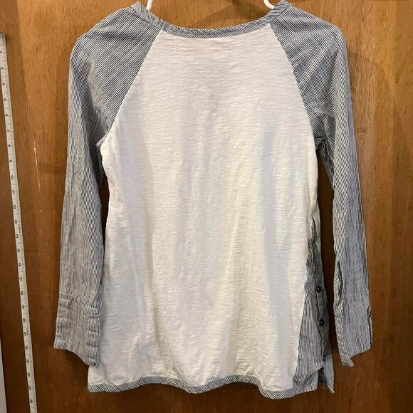 🐻Size S - Lazy Sundays - White and Blue Knit Pullover - Picture 6 of 7